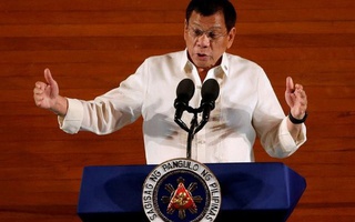 Tổng thống Duterte vắng bóng bí ẩn