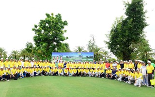 Gần 700 triệu đồng được quyên góp từ giải “West Lakes – Miss Universe Charity Golf Tournament Nam A Bank Cup”