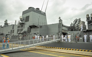 Tàu hộ vệ Akebono thuộc Lực lượng Tự vệ trên biển Nhật Bản thăm TP Hải Phòng