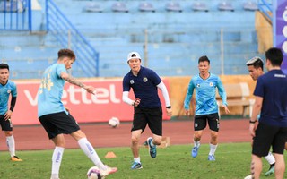 Hà Nội FC ra mắt HLV Hàn Quốc