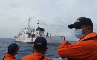 Tập trận ở biển Đông, Philippines bật lại Trung Quốc