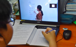 Bộ GD-ĐT cho phép dạy học trực tuyến thay thế dạy học trực tiếp