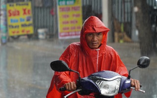 TP HCM đang đón mưa trái mùa và chuỗi mưa lớn