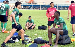 Sài Gòn FC mua trung vệ Pape Diakite từ CLB TP HCM