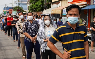 Chuyên gia cảnh báo Đông Nam Á đối mặt nguy cơ bùng phát chu kỳ mới của dịch Covid-19