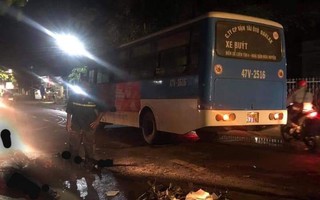 Xe buýt và xe máy tông nhau, 2 người tử vong tại chỗ