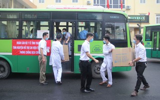 Thái Nguyên chi viện bác sĩ, xe cứu thương cho Bắc Giang chống dịch Covid-19