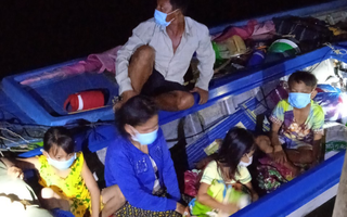 CLIP: Biên phòng An Giang ngăn 6 người từ Campuchia định vượt qua biên giới