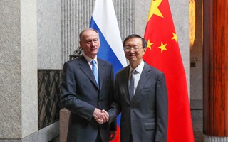 Nga - Trung Quốc hội đàm, Mỹ - Nhật - Hàn họp bộ trưởng