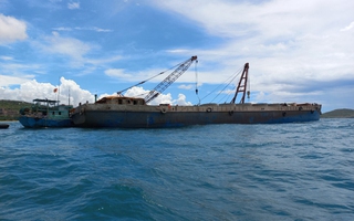 Tàu chở 1.500 tấn tro bay "mất tích" vì sợ nguy hiểm?