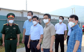 Chùm ảnh: Phó Thủ tướng Vũ Đức Đam thị sát tại "tâm dịch" Bắc Giang