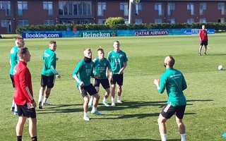 Thư Euro: Ronaldo sẽ khó làm xiếc với trái bóng