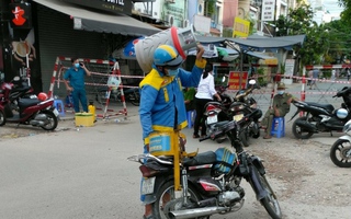 Gồng mình "sống chung với dịch"