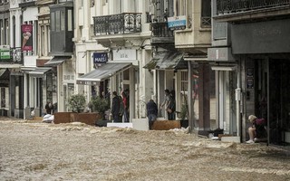 Được báo trước nhiều ngày, lũ lụt Tây Âu vẫn gây thiệt hại khó lường