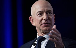 Tài sản của Jeff Bezos đạt kỷ lục 211 tỷ USD