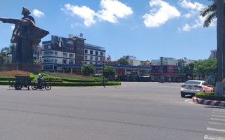 Chùm ảnh: Đường phố Đà Nẵng vắng tanh khi thực hiện "ai ở đâu thì ở đó"
