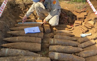Phát hiện cả hầm đạn pháo, ngòi nổ ở "đất thép" Vĩnh Linh