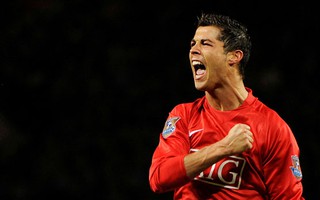 Cristiano Ronaldo tìm ký ức ở tuổi 36