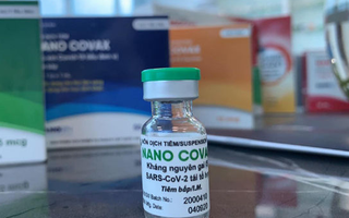 Xem xét cấp phép 2 vắc-xin Covid-19 Nano Covax và Hayat-Vax