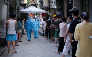 Hơn 200 người ở Hà Nội khai báo y tế có triệu chứng ho, sốt, khó thở, mệt mỏi