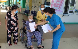 Cụ bà 101 tuổi ở Đà Nẵng chiến thắng Covid-19