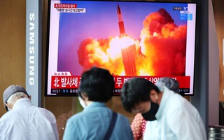 Khi Triều Tiên - Hàn Quốc "so găng" tên lửa