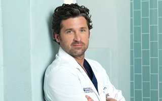 “Bác sĩ ngoại khoa” Patrick Dempsey bị tố là kẻ khủng bố trường quay