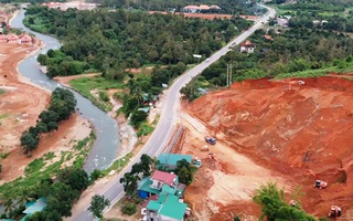 Lâm Đồng: Cận cảnh doanh nghiệp phá đồi, san lấp làm dự án cạnh Quốc lộ 20