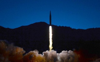 Triều Tiên dư tên lửa nên thoải mái thử nghiệm, phô diễn