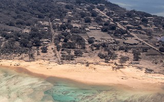 Kinh hoàng sóng thần 15 m quét sạch tất cả nhà trên đảo ở Tonga