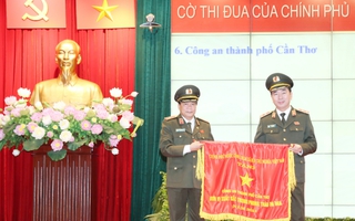 Công an TP Cần Thơ giữ vững danh hiệu lá cờ đầu