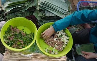 Nem chua - đặc sản xứ Thanh tăng giá chóng mặt ngày Tết