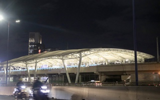 Cận cảnh nhà ga trên cao lớn nhất tuyến Metro số 1