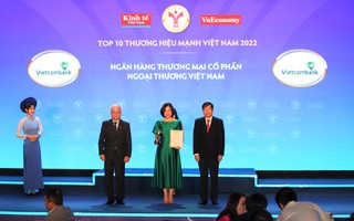 Vietcombank 9 lần liên tiếp có mặt Top 10 Thương hiệu mạnh Việt Nam