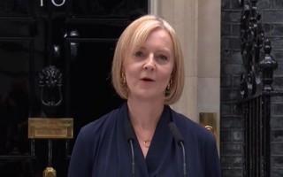 Bà Liz Truss nói gì khi ông Rishi Sunak trở thành thủ tướng?