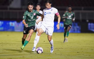 Đừng để người hâm mộ quay lưng với V-League!