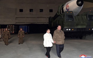 Tình báo Hàn Quốc tiết lộ về con gái ông Kim Jong-un