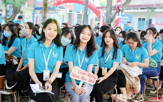 Trường Cao đẳng Công nghệ Y – Dược Việt Nam đón 739 tân sinh viên