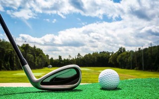 Đánh phụ nữ gãy gậy golf: Hành xử kiểu trọc phú cần biến mất ngay!