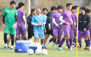 HLV Park Hang-seo cho học trò xem chung kết World Cup 2022