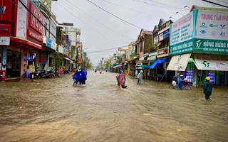 Miền Trung mưa to trong nhiều ngày tới, nguy cơ ngập lụt, lũ quét