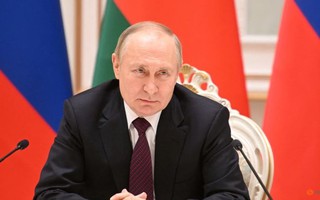 Tổng thống Putin: Nga không thiếu tiền cho quân đội