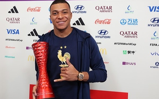 Pháp vào tứ kết, Mbappe rực sáng với loạt kỷ lục để đời