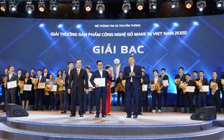 Siêu ứng dụng MoMo nhận cú đúp Sản phẩm số xuất sắc Make in Viet Nam 2022