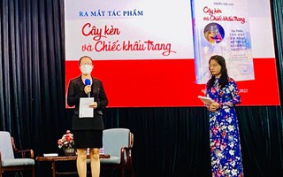 Ra mắt sách "Cây kèn và chiếc khẩu trang"