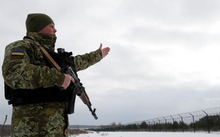 Nga đang tăng quân tới sát Ukraine chứ không phải rút bớt?