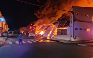 Bình Dương: Cháy lớn tại nhà xưởng trong KCN Nam Tân Uyên