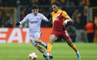 Ngược dòng loại Galatasaray, Barcelona đoạt vé tứ kết Europa League