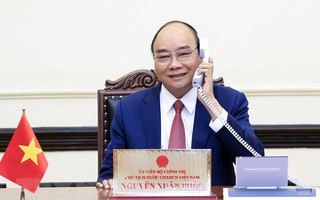 Chủ tịch nước Nguyễn Xuân Phúc điện đàm với Tổng thống đắc cử Hàn Quốc Yoon Suk-yeol