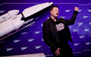 Người dùng mòn mỏi chờ Internet vệ tinh của Elon Musk